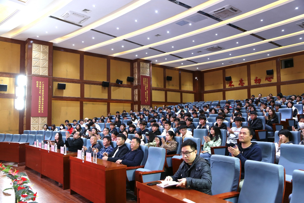 1702514806908026179.png 图片 3.png