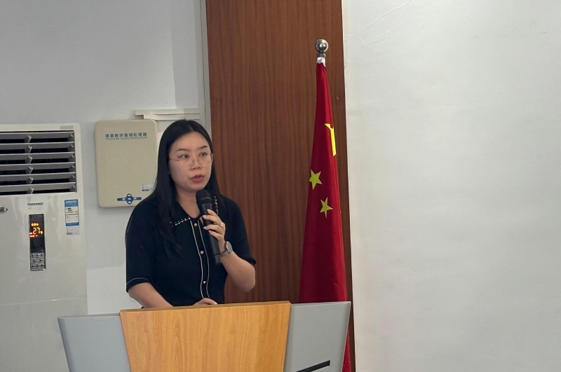 1789093916369083519.jpg 2.师德师风专题学习会4.jpg
